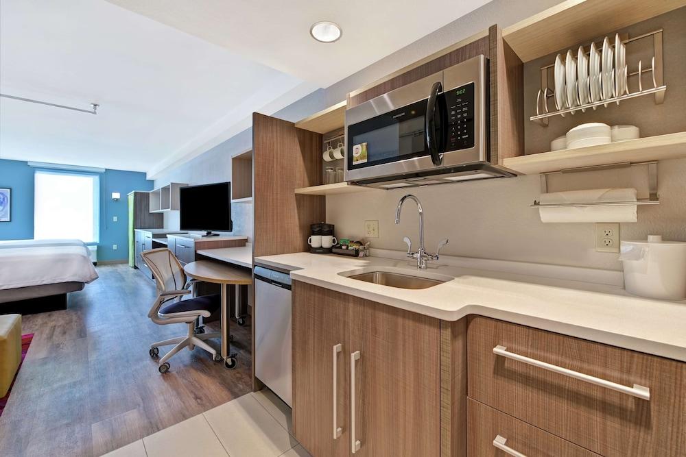 Home2 Suites By Hilton West Palm Beach Airport Cloud Lake Экстерьер фото