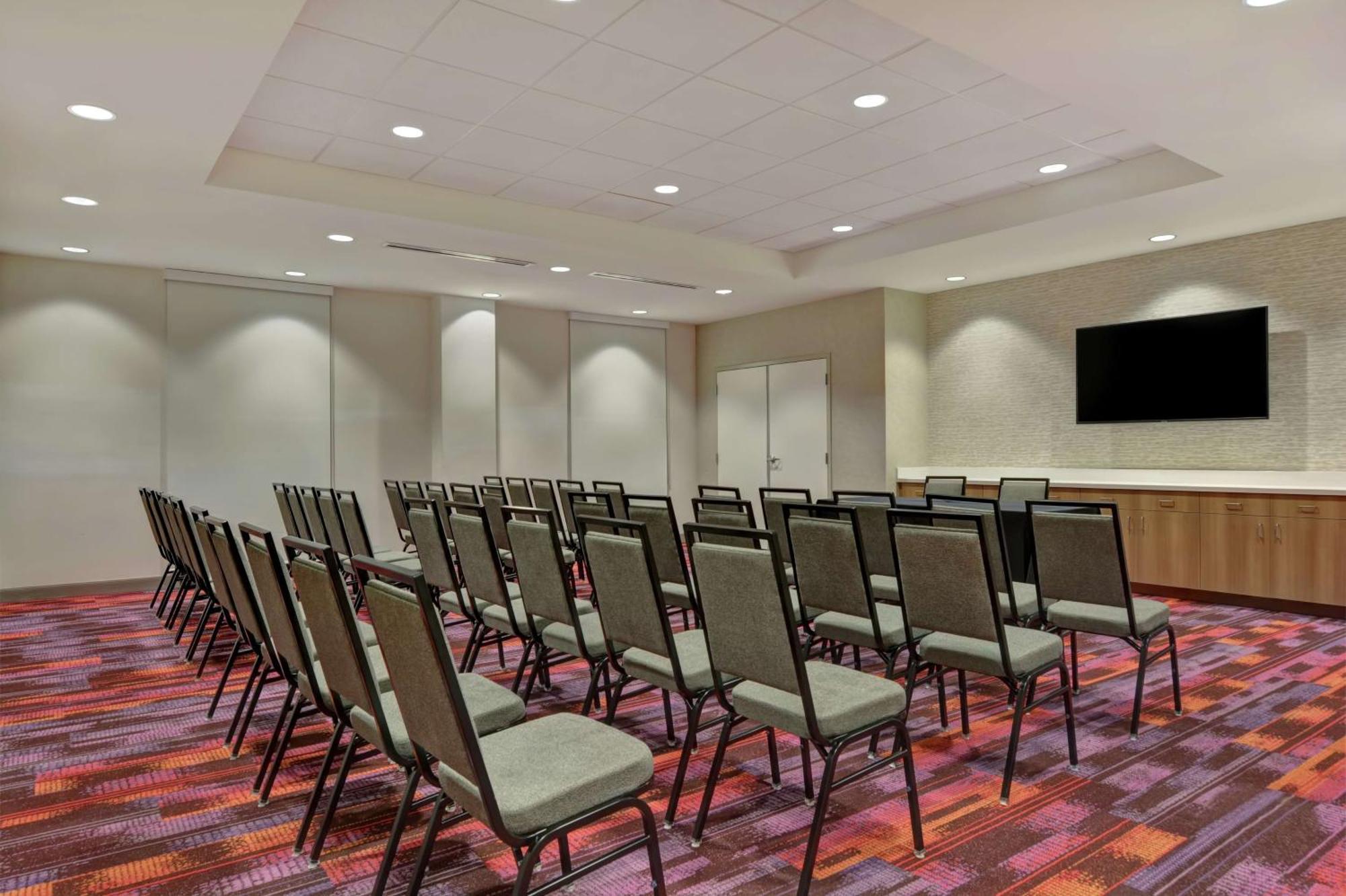 Home2 Suites By Hilton West Palm Beach Airport Cloud Lake Экстерьер фото